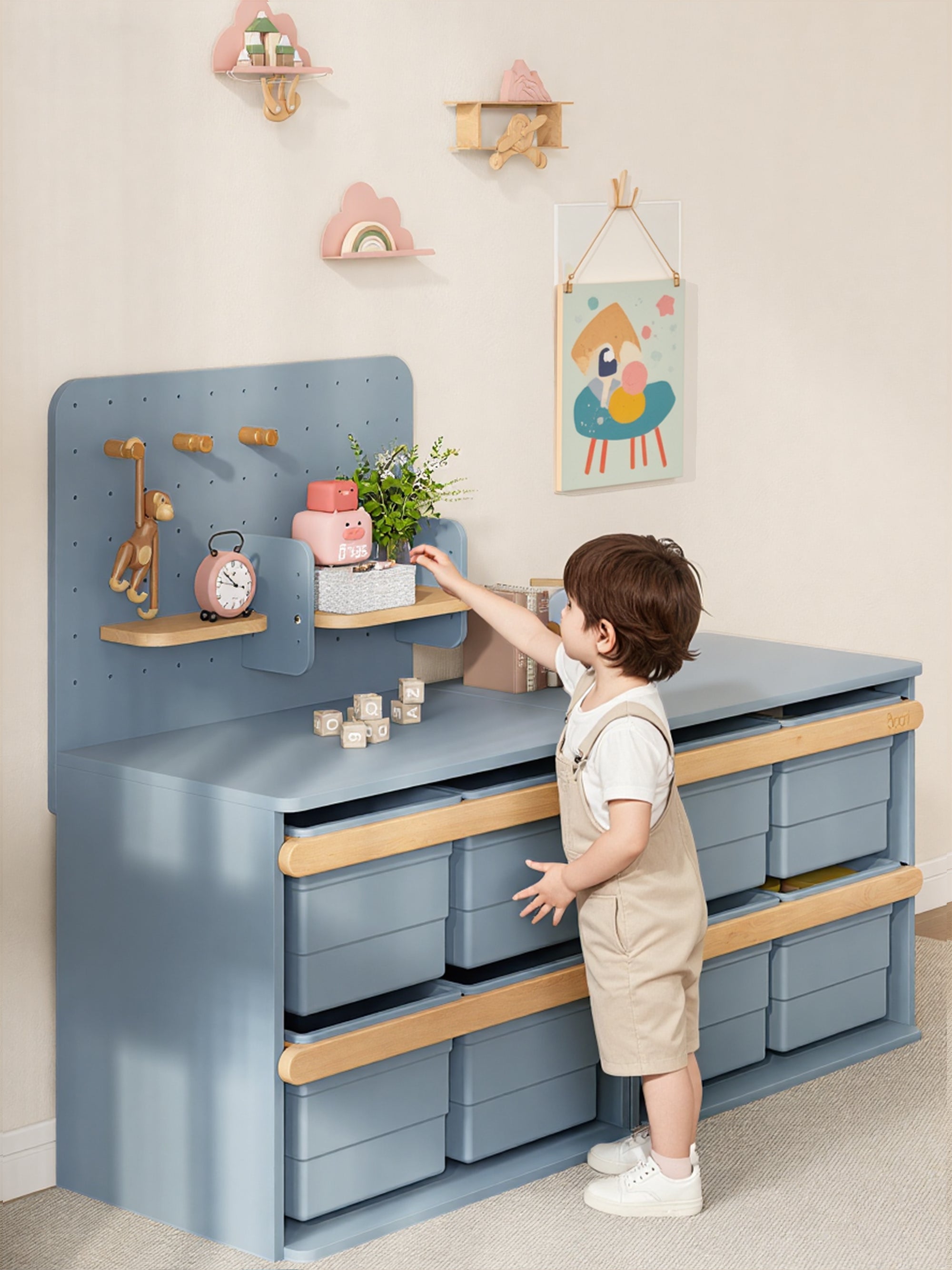 Jugueteras + Pegboard