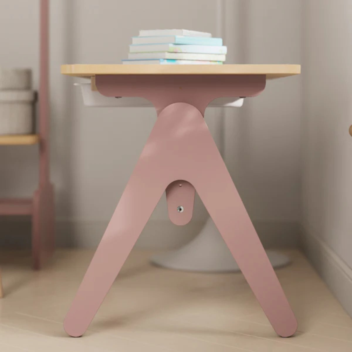 Tidy Learn Table / Mesa infantil evolutiva