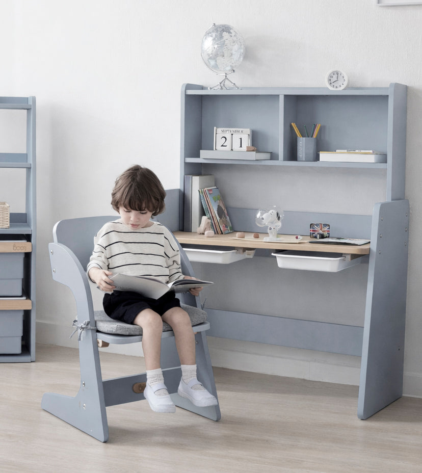 Set Escritorio Natty Con Repisas y Silla