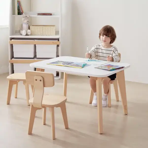 Tidy Stool / Banquito infantil talla estándar